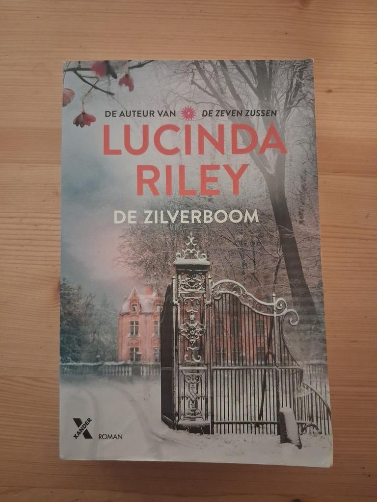 Lucinda Riley - De Zilverboom, Ophalen of Verzenden, Gelezen, Lucinda Riley