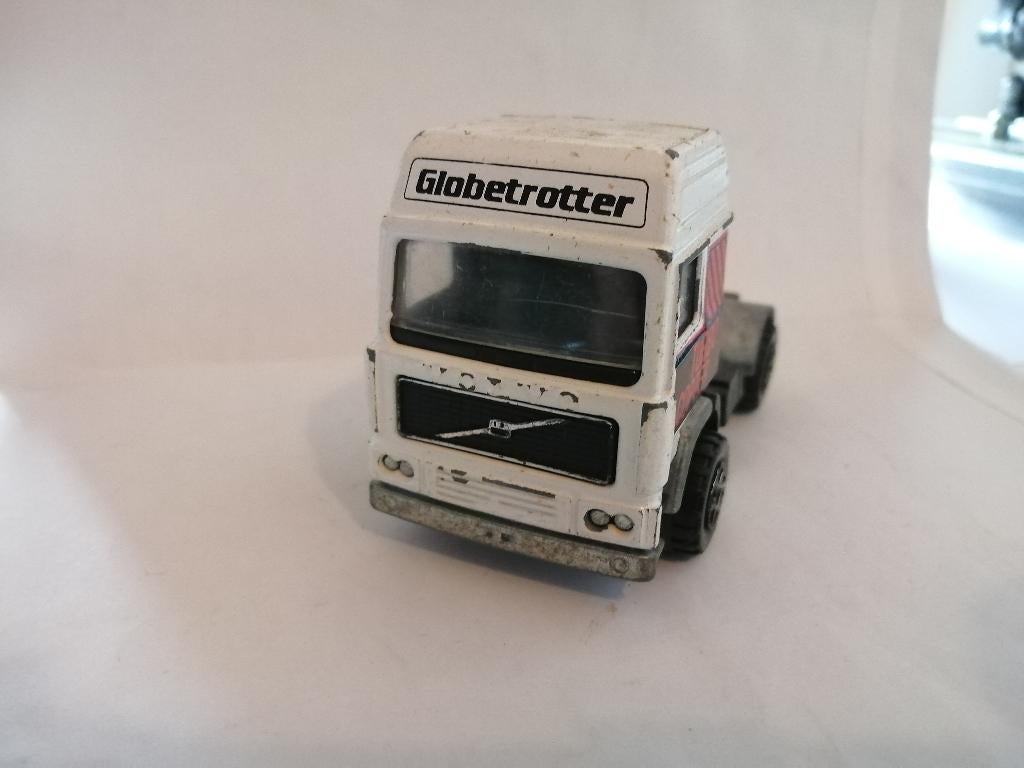 Majorette vrachtwagen 1/60 turbo copter globetrotter, Ophalen of Verzenden, Gebruikt, Bus of Vrachtwagen