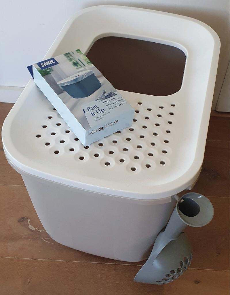 Savic Hop In kattenbak met 8x6 kattenbakzakken & Catit schep, Ophalen, Zo goed als nieuw