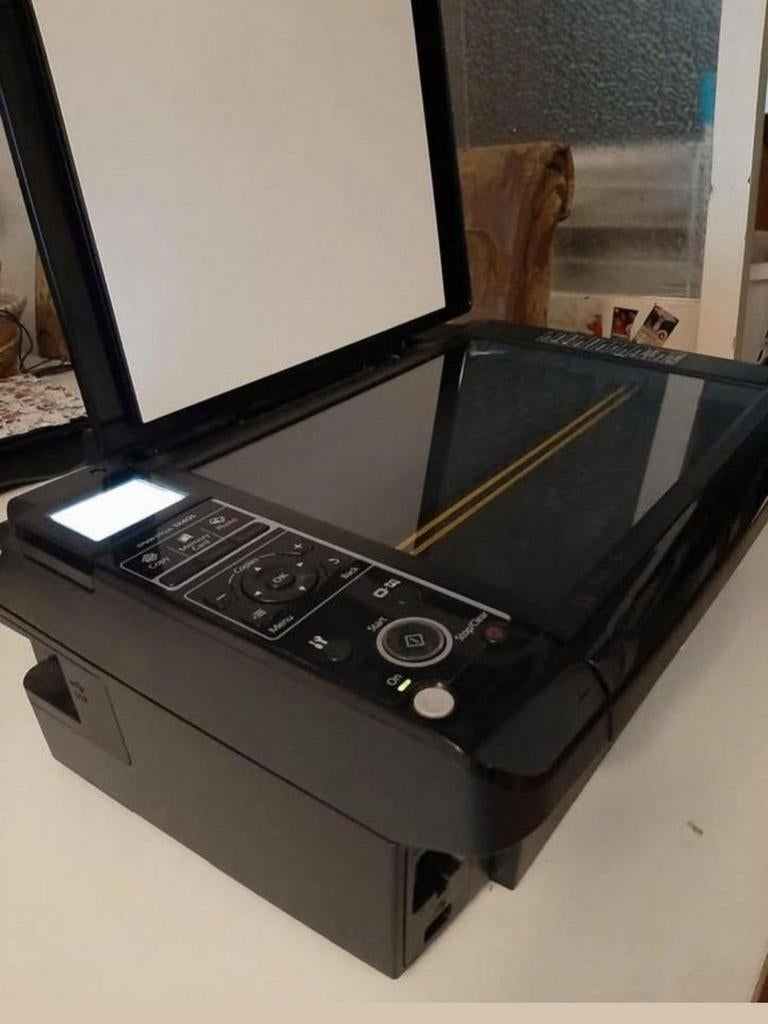 Te koop! Epson merk printer en scanner.Stylus SX405., Ophalen, Zo goed als nieuw