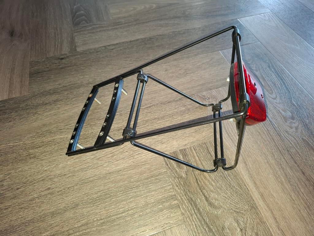 Fastrider bagagedrager verlenger met werkend lichtje, Fietsen en Brommers, Fietsaccessoires | Bagagedragers, Ophalen