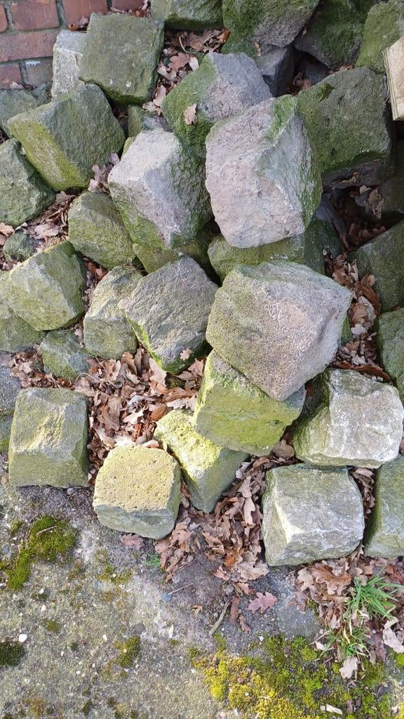 Bestrating , graniet blokken en kinderkopjes., Ophalen of Verzenden