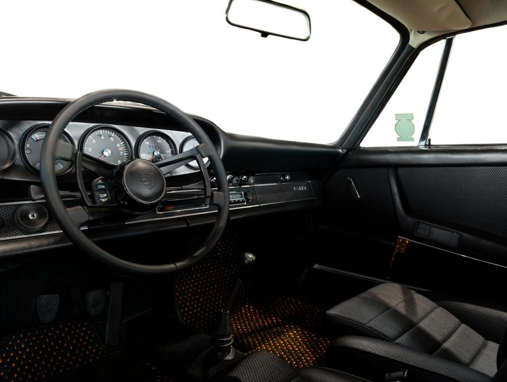 Porsche 911 T 2.2 Coupé, Auto's, Porsche, Porsche Occasion Garantie, Gebruikt, Zwart, Met garantie (alle)