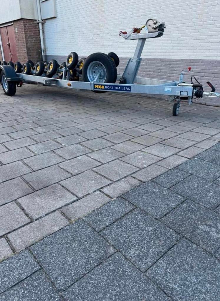 Pega Boottrailer R-Liner 1800kg, Watersport en Boten, Kalf, Info@admiraal-watersport.nl, Gebruikt, Westrak 15