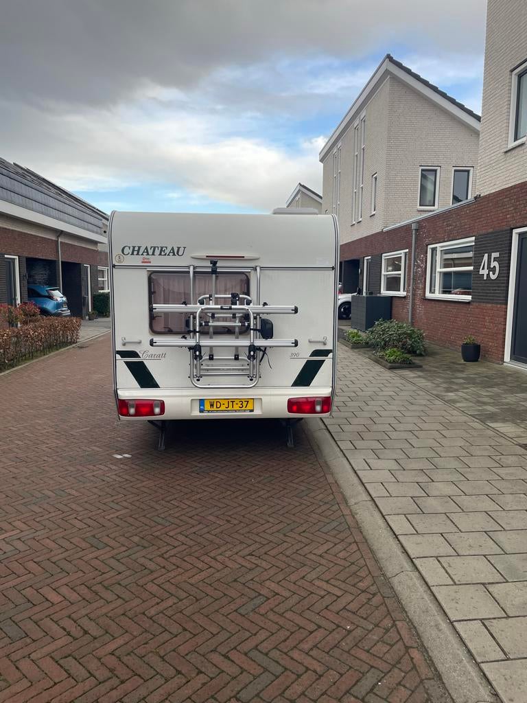 Chateau Caratt 390 TZD 2001 met Mover en fietsenrek, Caravans en Kamperen, Chateau, Chateau, Schokbreker, Treinzit