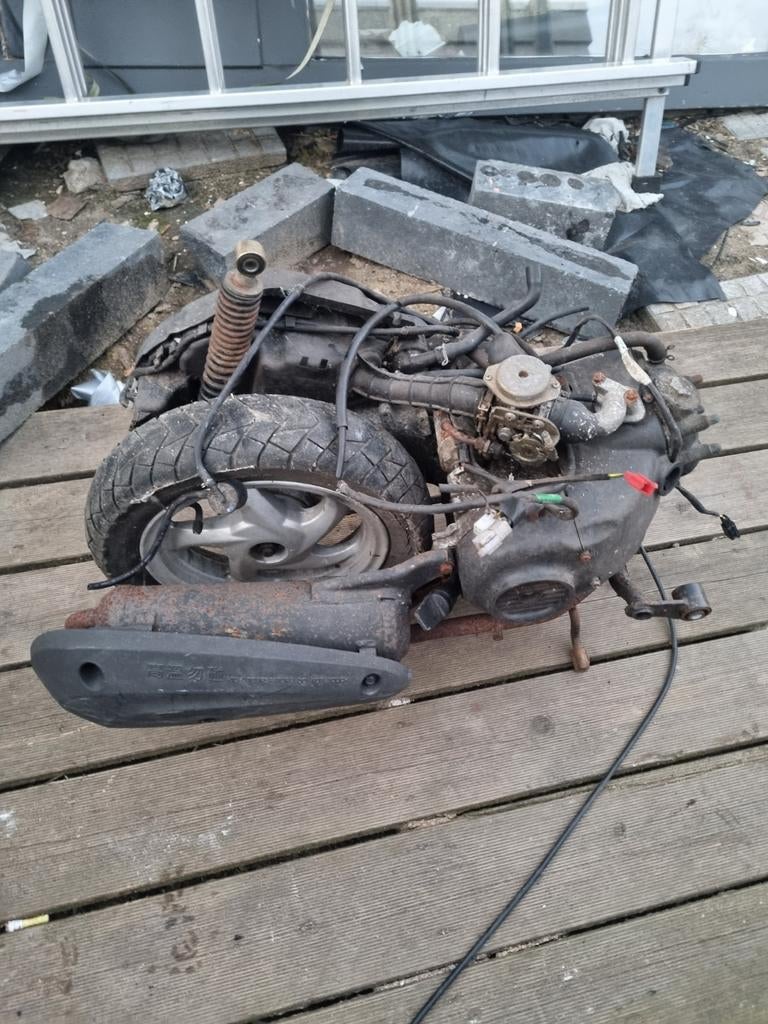 Sym mio 50 blok compleet snor blok, Ophalen, Gebruikt, Blok, Sym