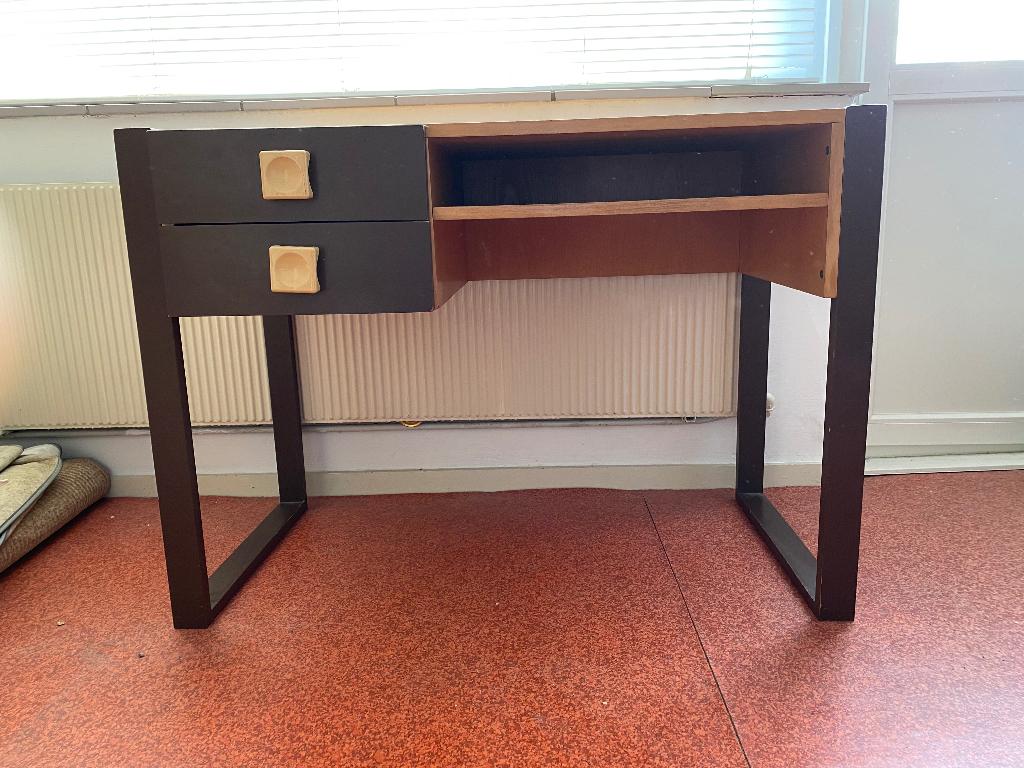 vintage bureau uit jaren '70, Huis en Inrichting, Bureaus, Ophalen, Overige typen, Gebruikt, Bruin
