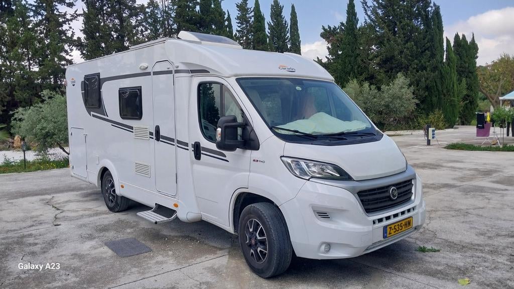 Carado (Hymer)  V339 Automaat,2021, met queensbed, 41.000 km, Automaat, Chemisch toilet, Buitenlamp, Fiat