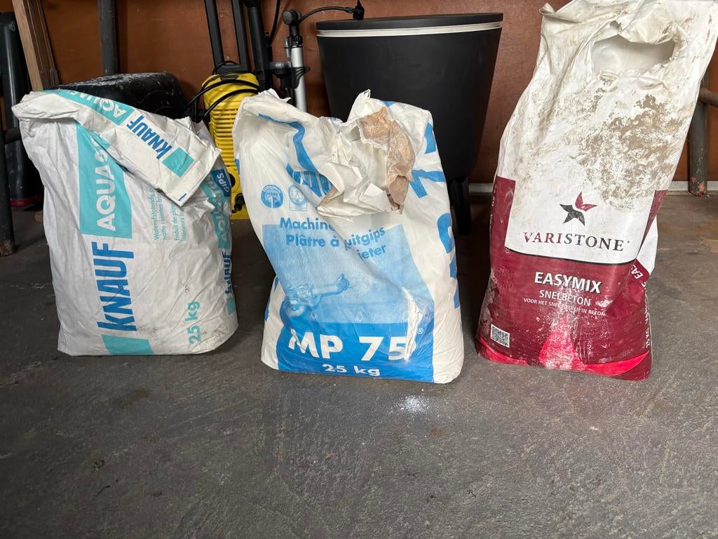 Aqua stuc, stuc en snelbeton geopende zakken, Ophalen, Gebruikt, Overige typen
