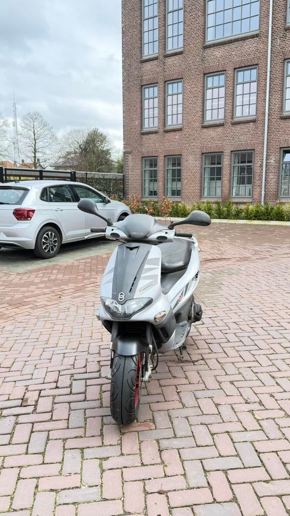 Gilera Runner 50cc 2takt brom, Ophalen of Verzenden, Zo goed als nieuw, Tweetakt, Overige modellen