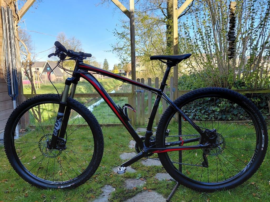 TOP MOUNTAINBIKE SPECIALIZED  29 INCH BANDEN, Hardtail, 45 tot 49 cm, Zo goed als nieuw, Ophalen