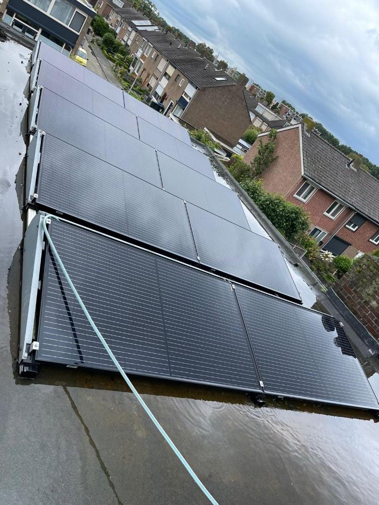 Zonnepanelen installatie 3100 wp te koop €0,25 per wp!, Ophalen, Zo goed als nieuw