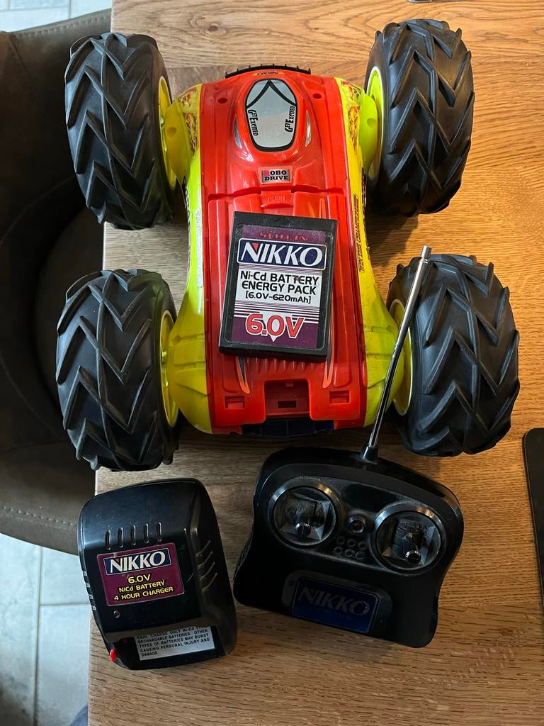 Leuke Nikko Robo Drive op afstand bestuurbare auto., Overige merken, Gebruikt, Auto, Groter dan 1:32