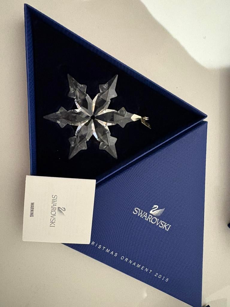 Swarovski kerst ster 2015, Verzamelen, Swarovski, Ophalen of Verzenden, Zo goed als nieuw, Figuurtje