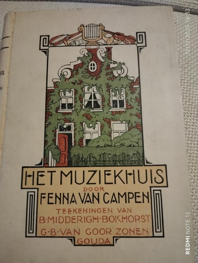 Antieke boeken 4 stuks 1920/30 kinder/ radio tot 2april!!!!!, Ophalen of Verzenden, Gelezen