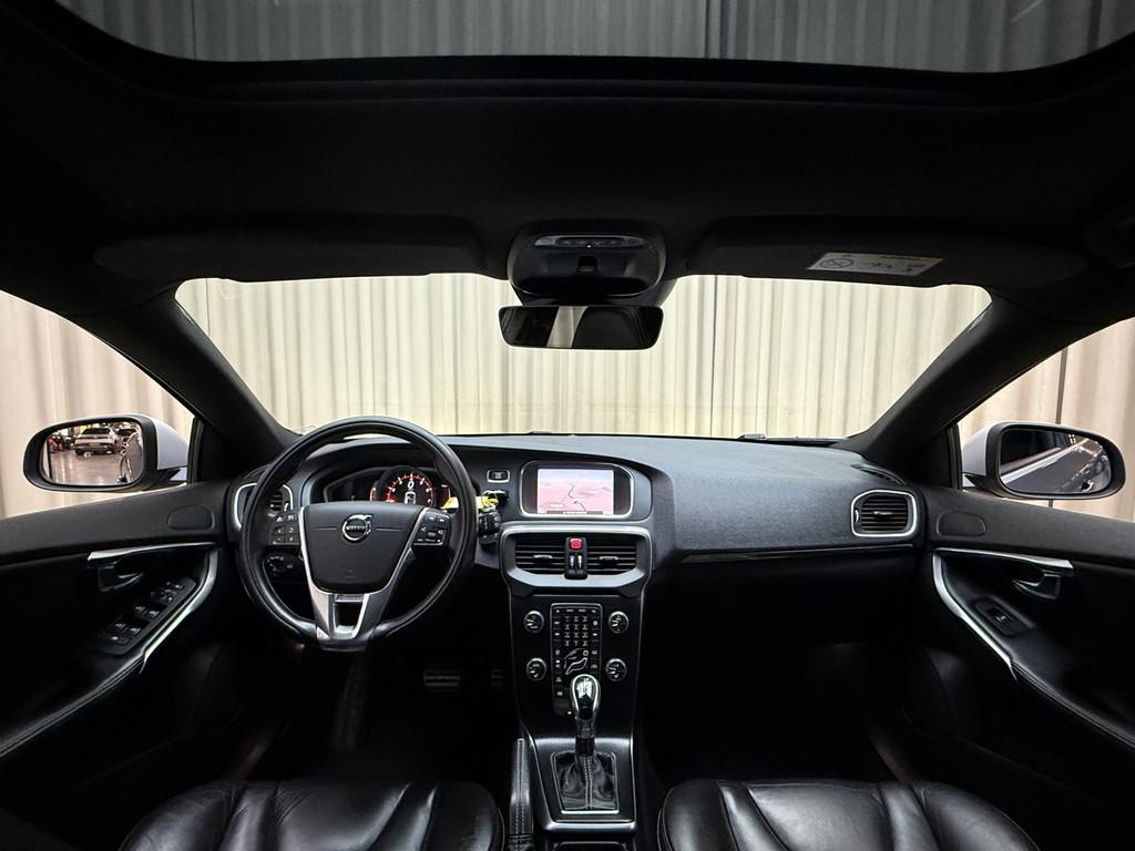 Volvo V40 2.0 T4 Business Sport 191 PK R-Design / Gereviseer, Bedrijf, 1342 kg, 1500 kg, 5 stoelen