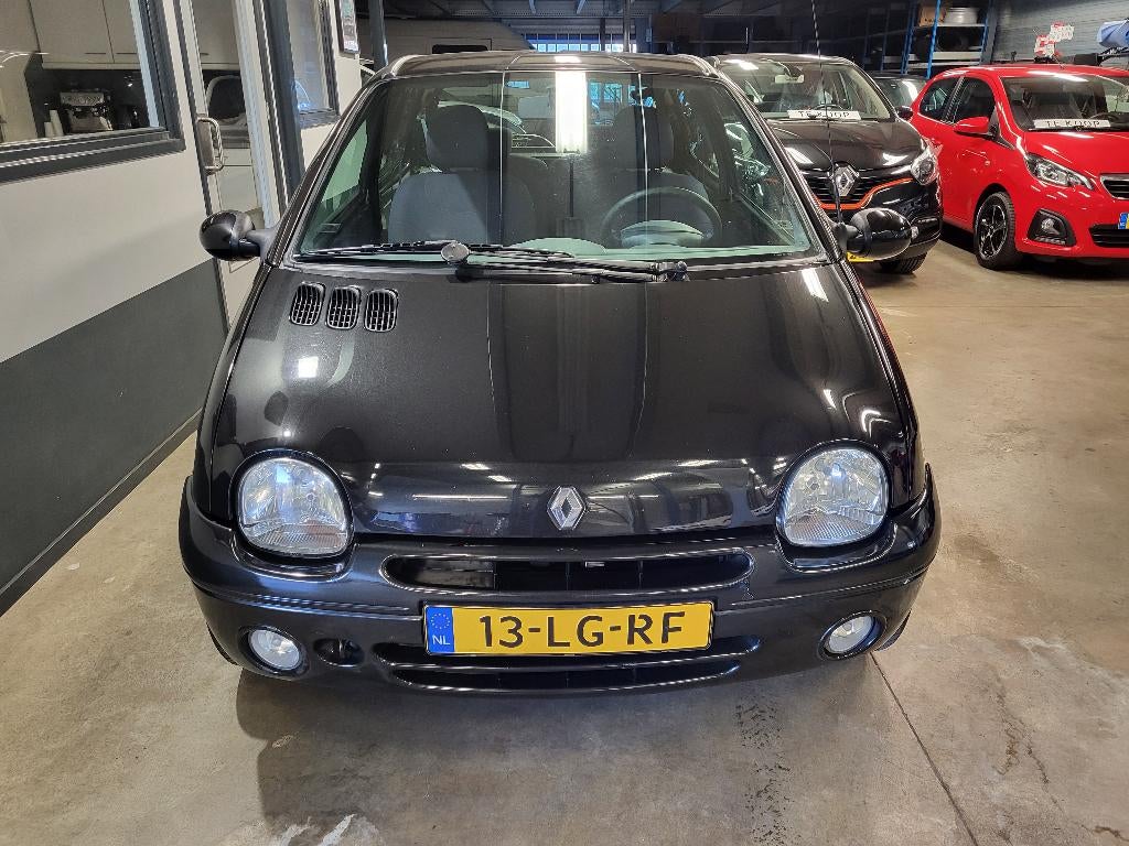 Renault Twingo 1.2-16V Privilége bj.2003 Zwart / Nieuwe Apk, Voorwielaandrijving, 4 cilinders, 4 stoelen, Zwart