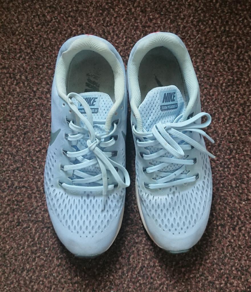 Nike _ Lichtblauwe Hardloopschoenen, Blauw, Sportschoenen, Nike, Ophalen of Verzenden