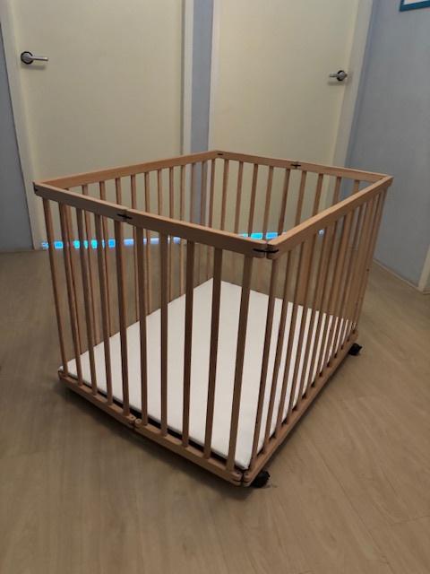 baby box inklapbaar, Ophalen, Zo goed als nieuw, Rechthoekig, In hoogte verstelbaar