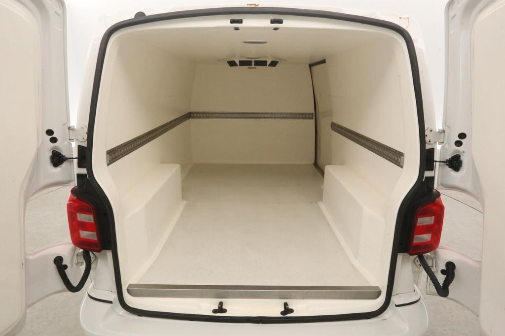 Volkswagen Transporter 2.0 TDI 140PK L2H1 | Nachtkoeling | K, Voorwielaandrijving, Euro 5, Gebruikt, 4 cilinders