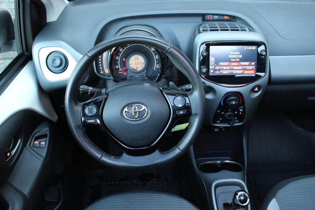 Toyota Aygo 1.0 VVT-i x-joy cabrio, Camera, Bleutooth, Sidea, Auto's, Stof, Gebruikt, Euro 6, 4 stoelen