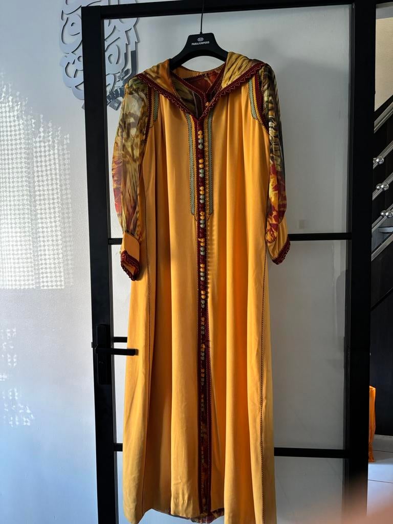 Prachtige Marokkaanse Jelaba, Ophalen of Verzenden, Zo goed als nieuw, Maat 38/40 (M), Carnaval