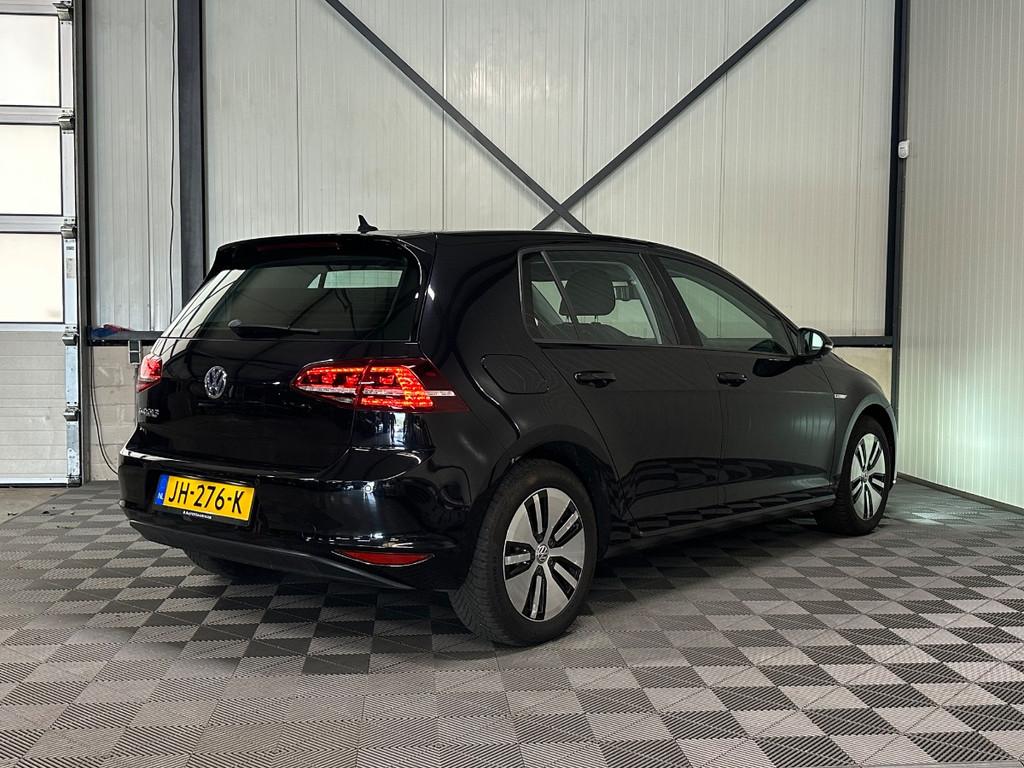 Volkswagen e-Golf Aut 85 KW | Comfort 5-Drs | SOH 82% | Navi, Automaat, Gebruikt, Zwart, Origineel Nederlands