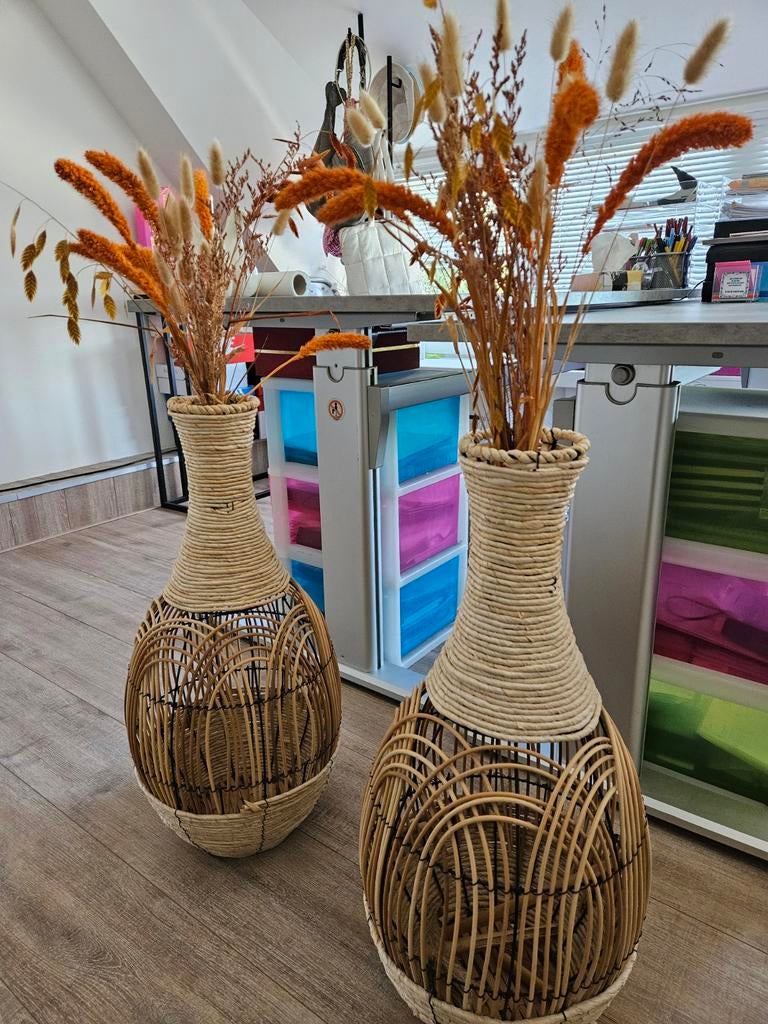 Grote rieten manden met droogbloemen - 1 meter hoog, Ophalen