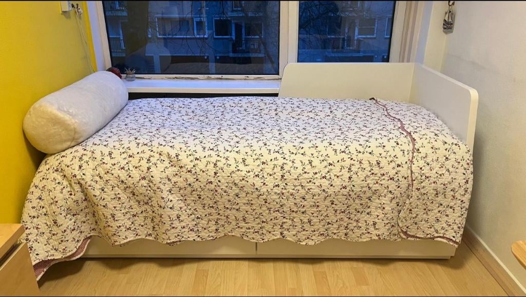 Ikea Flekke bedbank met lades, Huis en Inrichting, Slaapkamer | Bedden, Zo goed als nieuw, Tweepersoons, 160 cm, 200 cm, Hout