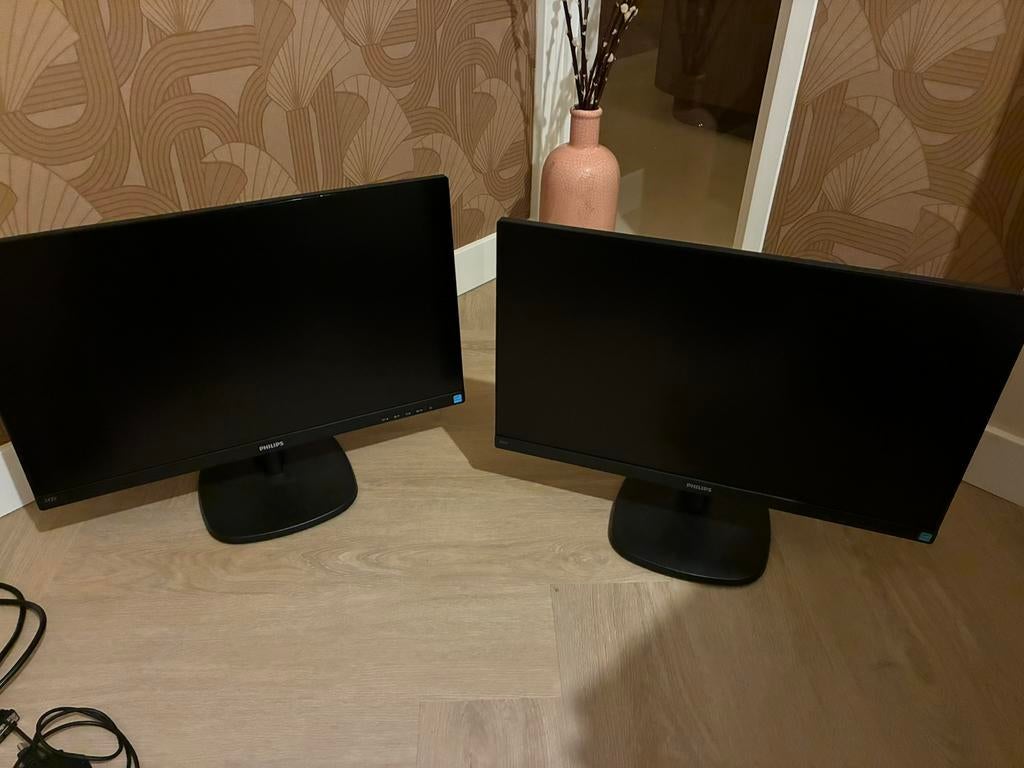 2x Philips monitor 24 inch, Ophalen, IPS, HDMI, Full HD