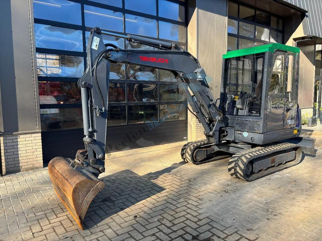 Takeuchi TB 135 (bj 2008), Graafmachine