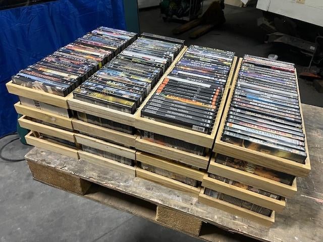 veel dvd''s te koop, Alle leeftijden, Ophalen, Zo goed als nieuw