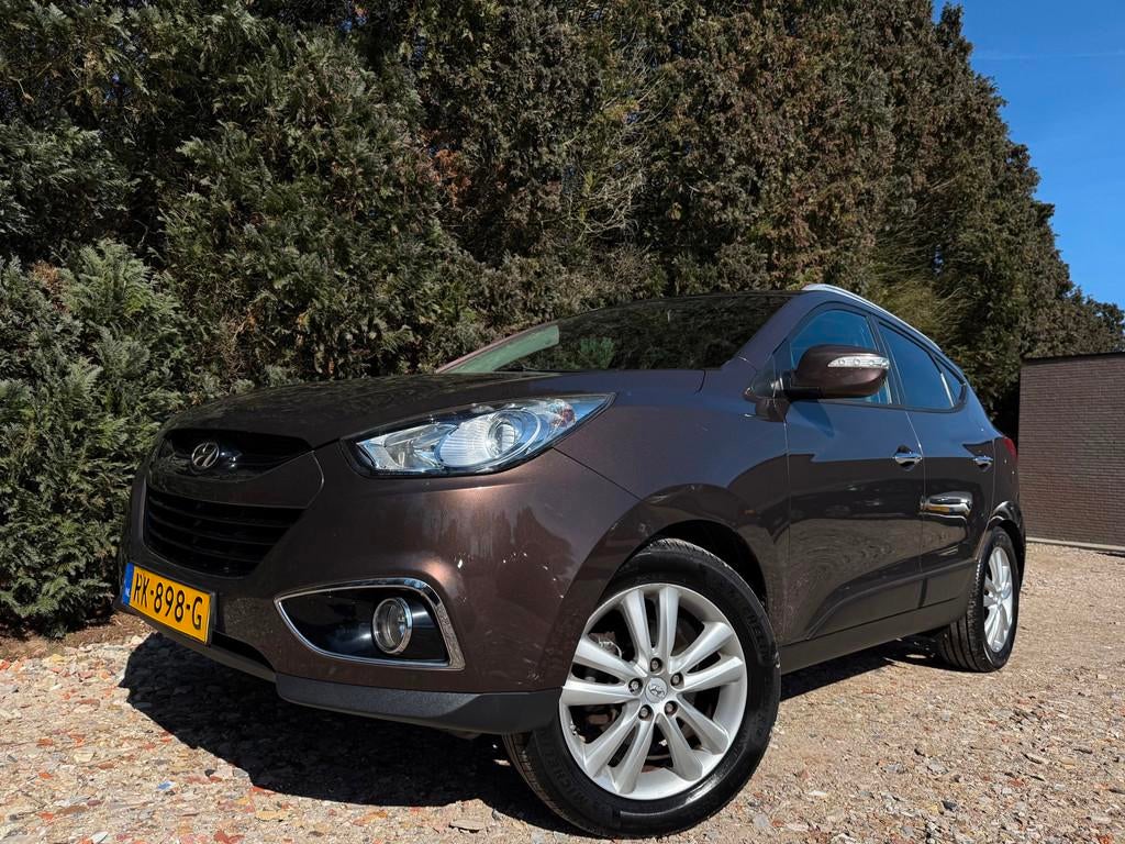 Hyundai Ix35 2.0i 4WD | Pano | Navi | Stoelverwarming | Lede, Automaat, Gebruikt, Zwart, 4 cilinders