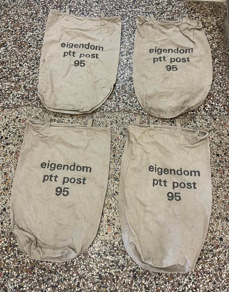 Postzak, Ophalen of Verzenden