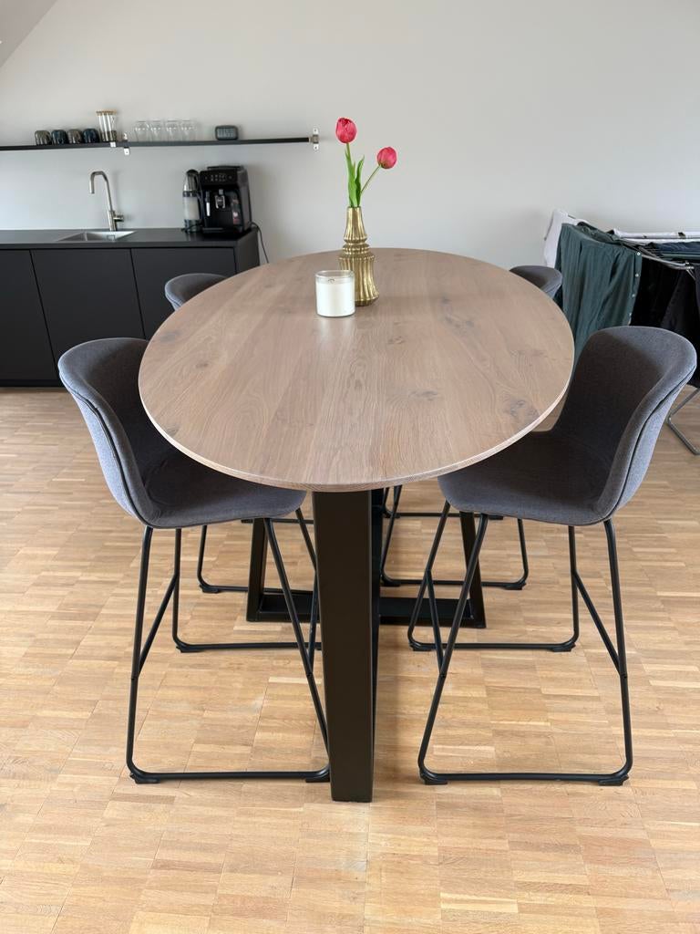 Hoge tafel met 4 stoelen van Table du Sud, 150 tot 200 cm, 200 cm of meer, Ophalen of Verzenden, Zo goed als nieuw