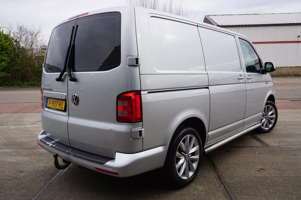Volkswagen Transporter 2.0 TDI L1H2 Highline * DSG * 204 PK, Gebruikt, 4 cilinders, Navigatiesysteem, Volkswagen