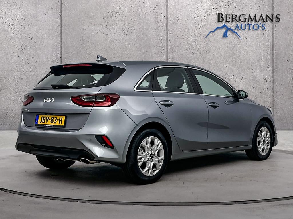 Kia Ceed 1.5 T-GDi DynamicLine // HALF LEDER // 1E EIGENAAR, Gebruikt, 4 cilinders, 160 pk, Leder en Stof