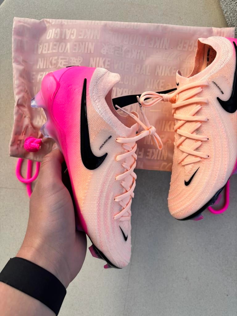 Nike phantom gx 2 elite fg crimson tint - maat 39 - nieuw, Sport en Fitness, Voetbal, J, Maat XS of kleiner, Schoenen, Nieuw