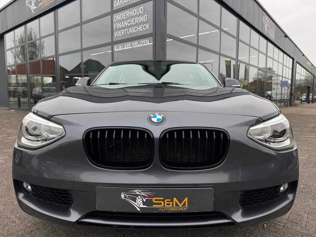 BMW 1-serie 118i Business Xenon | Navi., 1-Serie, 4 cilinders, Origineel Nederlands, Bedrijf