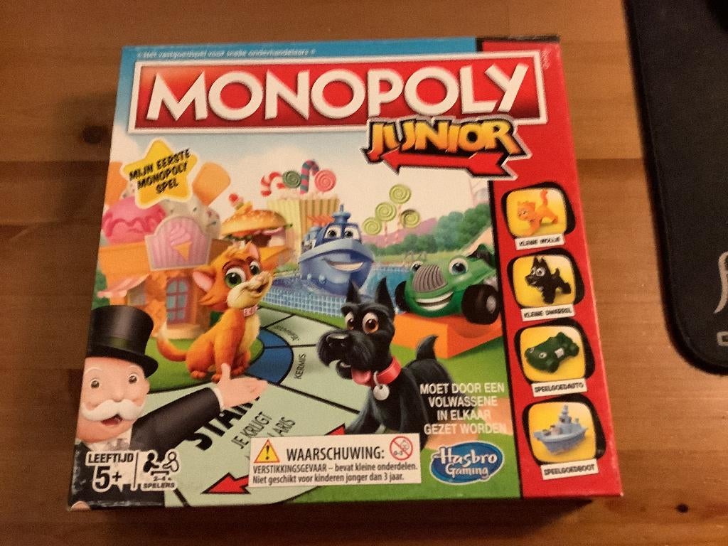 Monopoly Junior. bordspel van Hasbro Gaming, Een of twee spelers, Ophalen of Verzenden, Hasbro