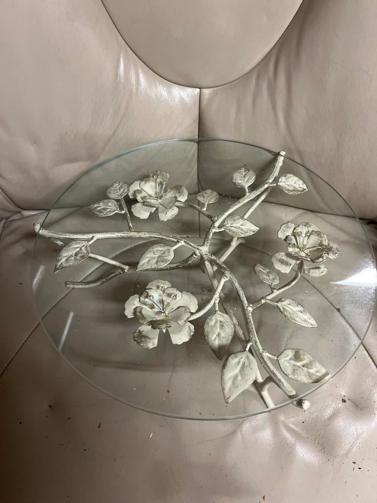 Vintage Serveerplateau / Plantentafeltje met ijzeren roosjes, Ophalen, Gebruikt