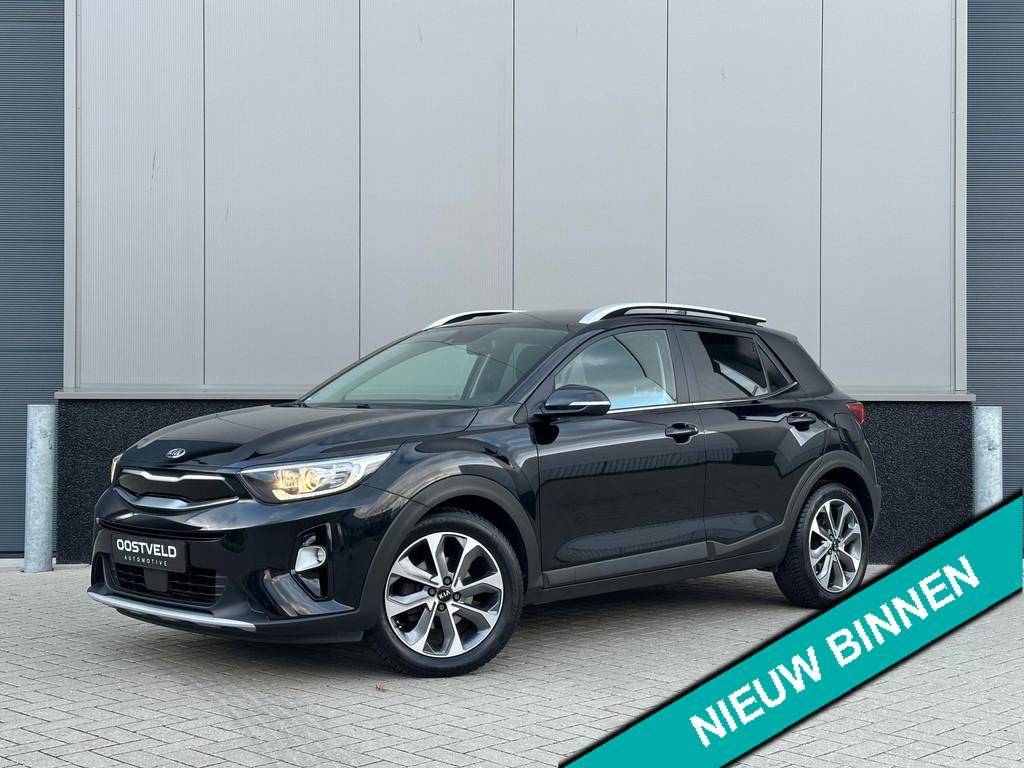 Kia Stonic 1.0 T-GDi DynamicLine|CAMERA|STOEL/STUUR VERW|, Gebruikt, Zwart, Lichtsensor, Leder en Stof