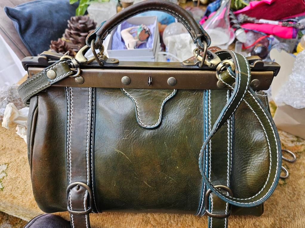 Leuke groene tas dokterstas, Sieraden, Tassen en Uiterlijk, Tassen | Damestassen, Ophalen of Verzenden, Groen, Schoudertasje