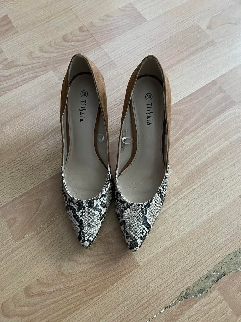 Bruine schoenen met slangenprint maat 38, Ophalen of Verzenden, Nieuw, Bruin, Schoenen met hoge hakken