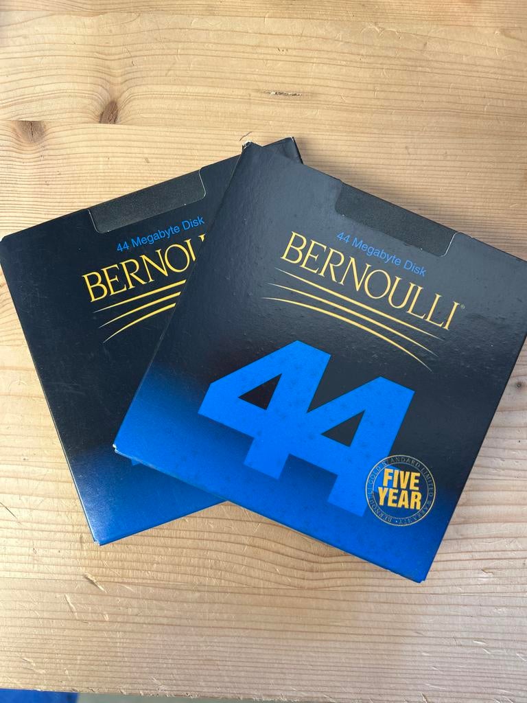Bernoulli 44 Megabyte Disk - Vintage Opslagmedia, HDD, Nieuw, Ophalen of Verzenden, Desktop