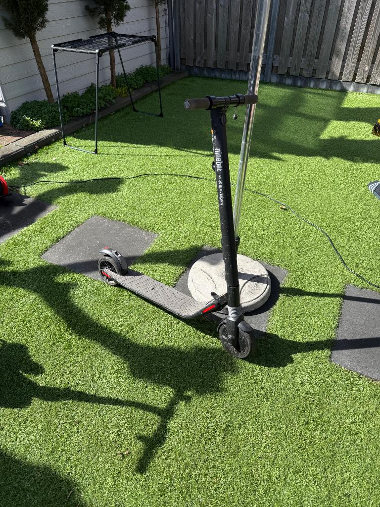 Segway ninebot elektrischestep, Ophalen, Gebruikt, Elektrische step (E-scooter), Ninebot