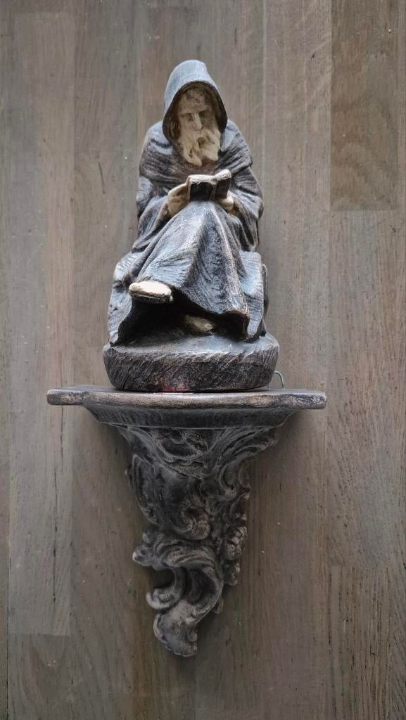 Monastiek beeld op barokke console (Kunsthandel Den Haag), Ophalen of Verzenden