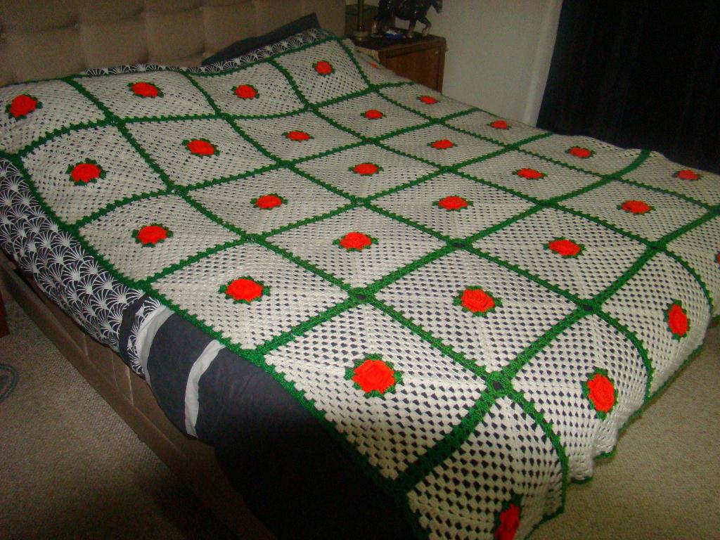 Bedden sprij mer rozen  Gehaakt 50/ 60 jaren, Ophalen of Verzenden, Huis en Inrichting