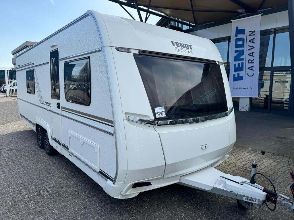 Fendt Tendenza 650 SFD 2024 MEGA RUIM + LUXE!!!, Caravans en Kamperen, Caravans, Standaardzit, 7 tot 8 meter, Bedrijf, Fendt