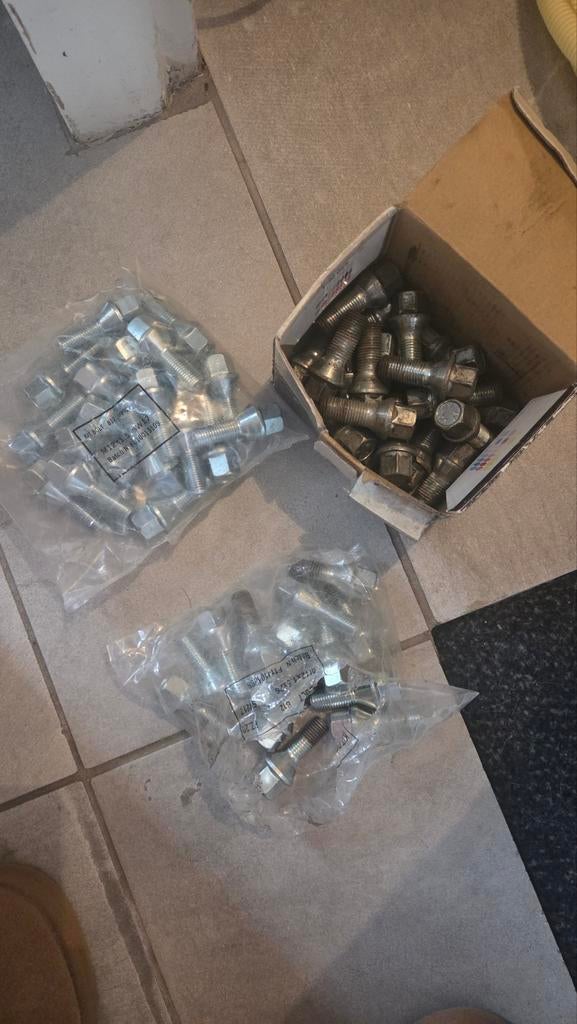 Wielbouten M12x1.5 SW17 - Nieuw in verpakking, Auto-onderdelen, Ophalen of Verzenden, Nieuw, Universele onderdelen